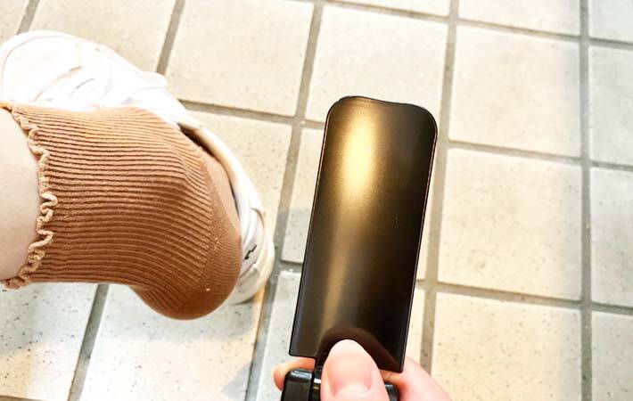 キャンドゥのホコリ取り　柄の部分に別の機能があって…？