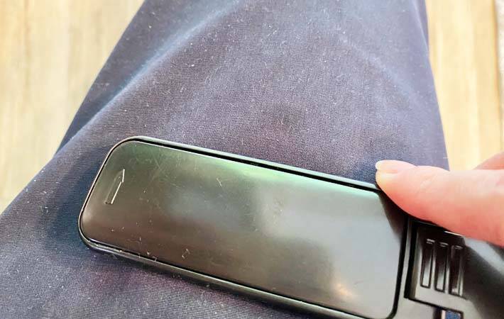 キャンドゥのホコリ取り　柄の部分に別の機能があって…？