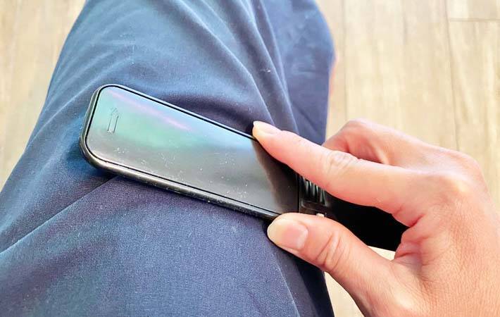 キャンドゥのホコリ取り　柄の部分に別の機能があって…？