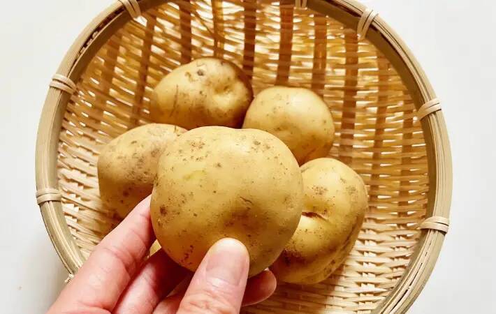 新ジャガ、フードスペシャリストはこう食べる！　ひき肉と炒めたら「家族にヒット」