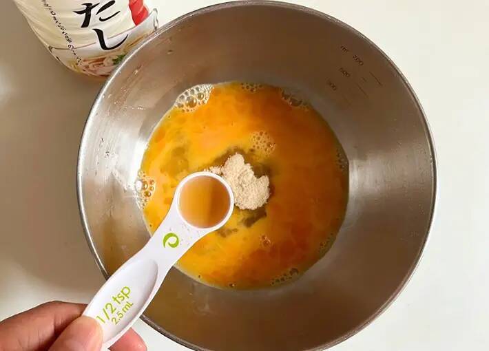 玉子焼きに白だしと『3個』入れてみて！　大人も喜ぶ具材に「濃厚でたまらない」