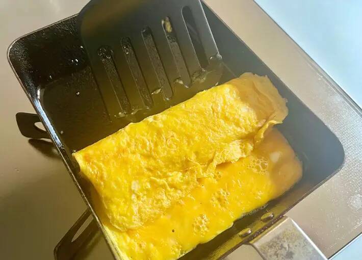玉子焼きに白だしと『3個』入れてみて！　大人も喜ぶ具材に「濃厚でたまらない」