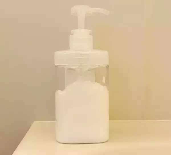 「100均で買った『広口ポンプボトル』　中に入れたものとは…？「意外と思いつかなかった」」の画像