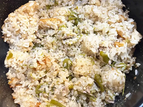 「丸ごと！？」と夫がビックリ　炊飯器にドーンと入れた「まさかの食材」は？【炊飯器レシピ】