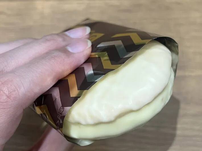 スーパーで買えるのにケーキ級！　職場に差し入れたら“秒で消えた”ロッテの新作チョコパイ