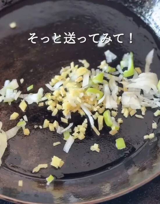 切り餅を『さいの目』にして焼くと？　完成した料理に「メイン級だ」「食感が新しい」