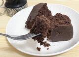 「ケーキ作りに『コーラ』を使う　ホットケーキミックスで作るおやつに「食べる手が止まらない」」の画像8