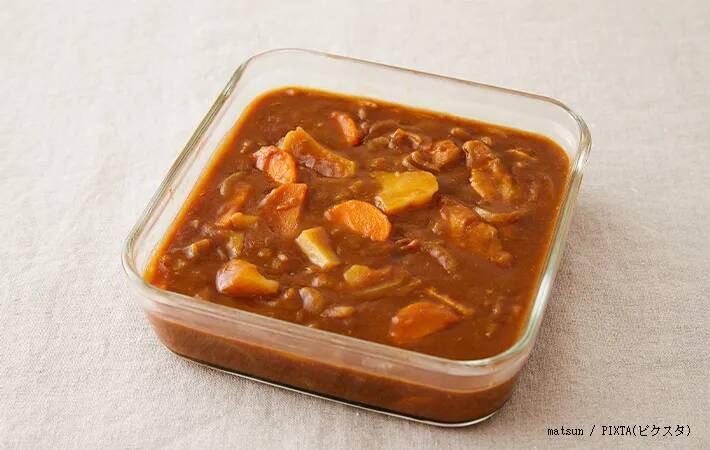 カレーの冷凍保存、野菜も一緒に入れたままでいい？　ハウス食品が教える『解凍後もおいしく食べるコツ』