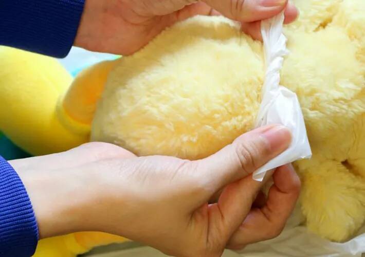 レジ袋を再利用　サニパックに聞いた『もしも』の時の活用法