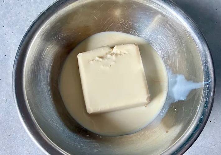 そうめんに『豆腐1丁』かけてみて！　“真っ白”なめらかスープに「濃厚なのに食べやすい」