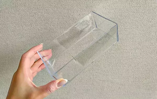 「ダイソーに聞いた！　110円に見えない『クリアケース』の活用法に「お店のディスプレイみたい」」の画像