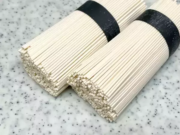 そうめんをゆでる時に『梅干し』を1個入れると？　変化に「知らなかった！」【夏の料理テク4選】