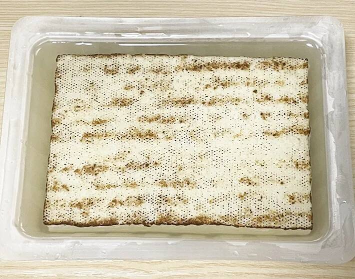 鍋に焼き豆腐を入れて…　煮込んだ結果に「豪華な見た目」「ご飯に合う」