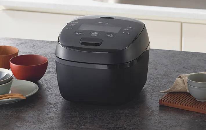 炊飯器の寿命は何年？　タイガー魔法瓶が教える買い替えのサインとは