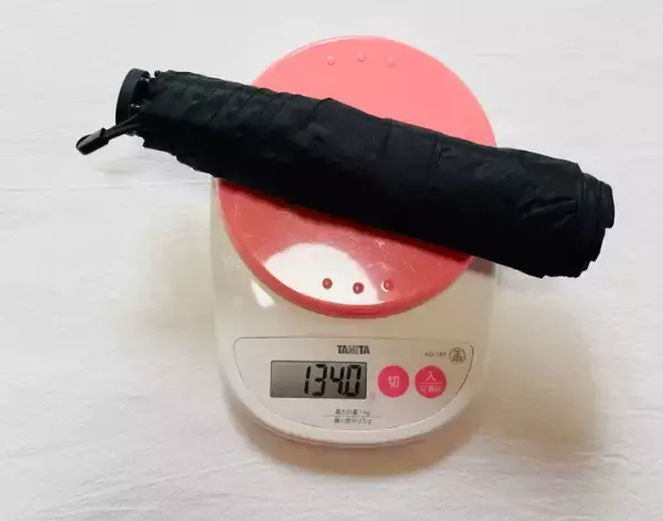 「「770円とは思えないクオリティ」　ダイソーの晴雨兼用傘が優秀すぎる！」の画像