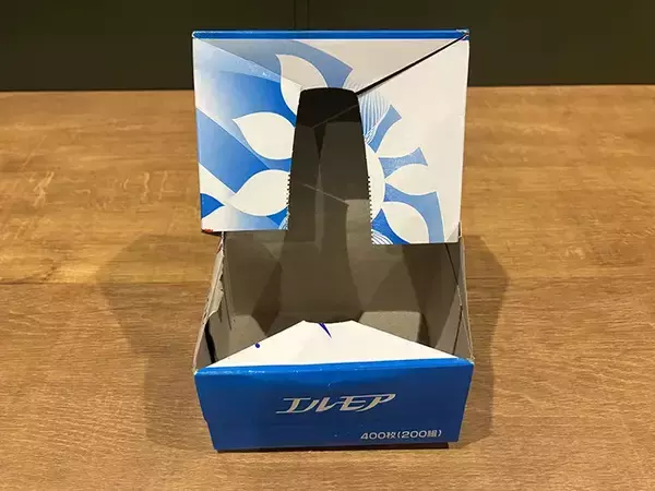 「ティッシュの空き箱、捨てないで！　10分リメイクで便利な『収納ケース』に変わる」の画像