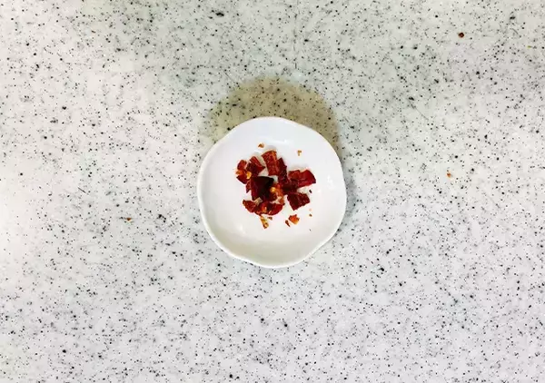 「いつものパスタが劇的に変わる！　“味噌×ペペロンチーノ”時短レシピ」の画像