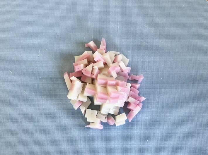 『ちょっと新しい玉子焼き』が完成！　卵液に混ぜたのは、細かくカットした…