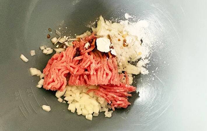 ホットケーキミックス生地に肉だねを…『肉まん』に子供が大喜び「もう1つ食べたい」
