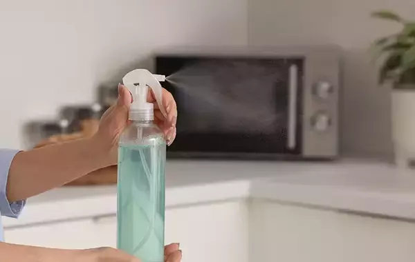 「もっと早く知りたかった！ 生ゴミのニオイとコバエを劇的に抑える方法【小林製薬】」の画像