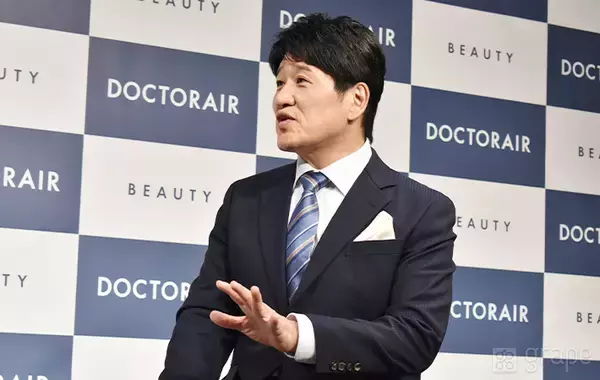 「林修「社会人にとっての『制服』」　スーツへのこだわりを語る！【インタビュー】」の画像