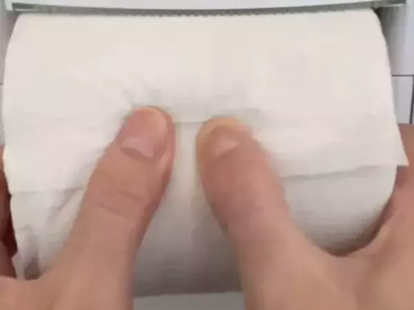 トイレットペーパーをこすってみて！　意外と知らない事実に「目からウロコ」