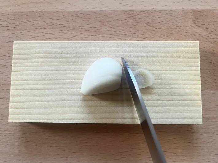 いつも捨ててた『かまぼこ板』　使ってみたら…実は便利だった！【活用術3選】