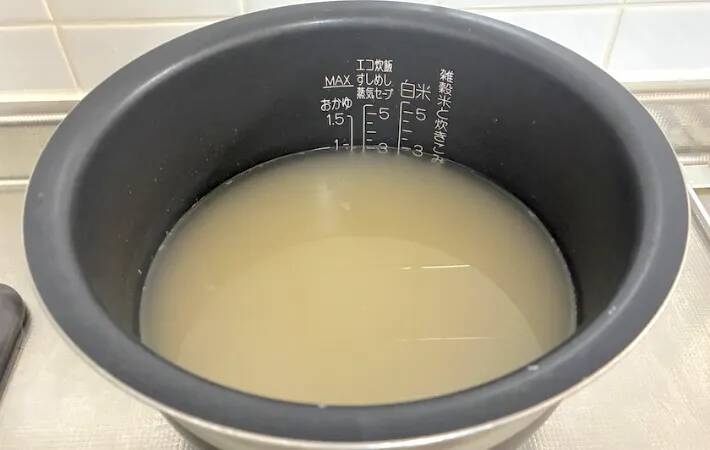 米3合に『大さじ6杯』入れて　鮭としめじの一杯が「本格的なおいしさ」「子供に好評」