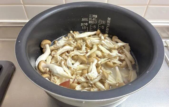 米3合に『大さじ6杯』入れて　鮭としめじの一杯が「本格的なおいしさ」「子供に好評」