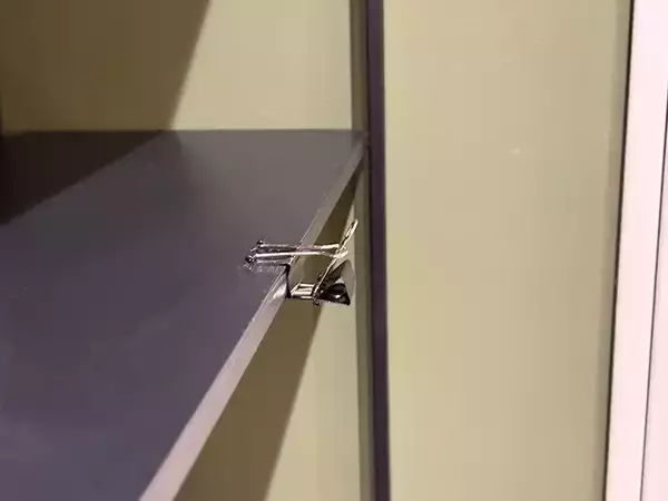 「ダブルクリップを円形に並べて…　できたものがデスクで活躍！」の画像