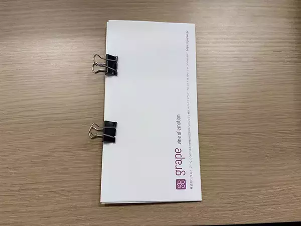 「ダブルクリップを円形に並べて…　できたものがデスクで活躍！」の画像