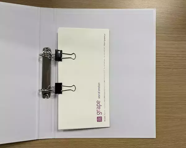 「ダブルクリップを円形に並べて…　できたものがデスクで活躍！」の画像