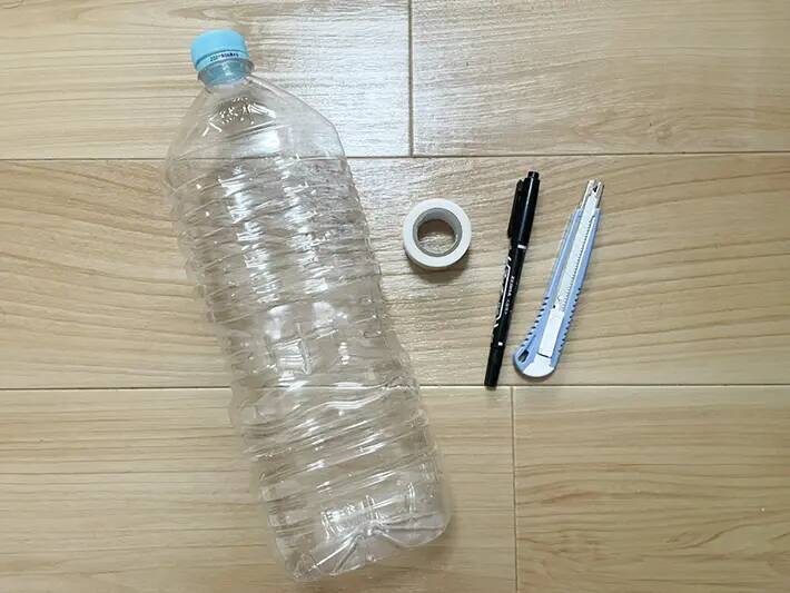 ビニール袋が散らかる！　ペットボトルを使った裏ワザで「入れるだけで簡単」「人が来ても恥ずかしくない」