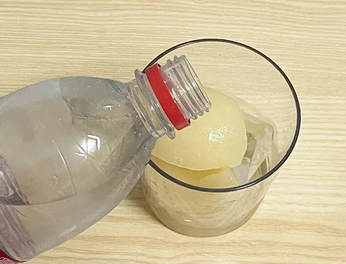 桃の缶詰あったらドリンクに使って！　組み合わせたのは…「絶妙にマッチする」「暑い日にピッタリ」
