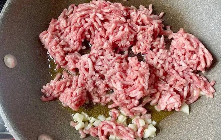 いつものパスタに飽きたら…　ゴロゴロ肉の『白いボロネーゼ』に「簡単すぎた」「夫がドはまり」