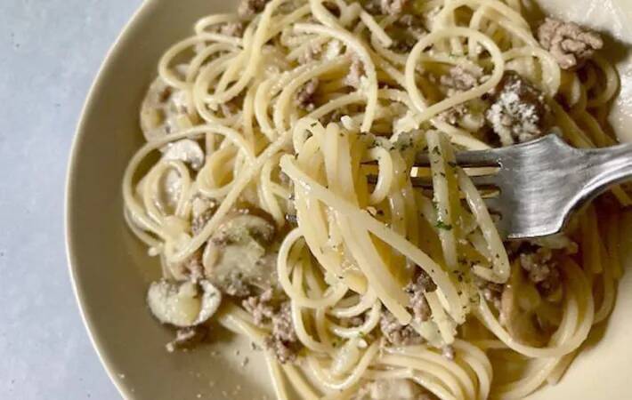 いつものパスタに飽きたら…　ゴロゴロ肉の『白いボロネーゼ』に「簡単すぎた」「夫がドはまり」