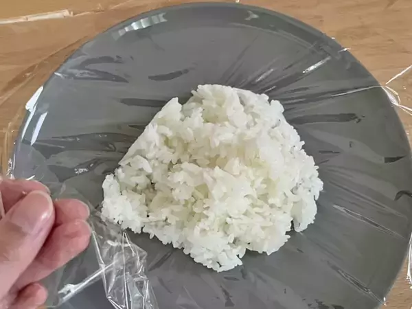 中途半端に余った『ご飯』はこう使う！　思わぬレシピに「やみつき！」