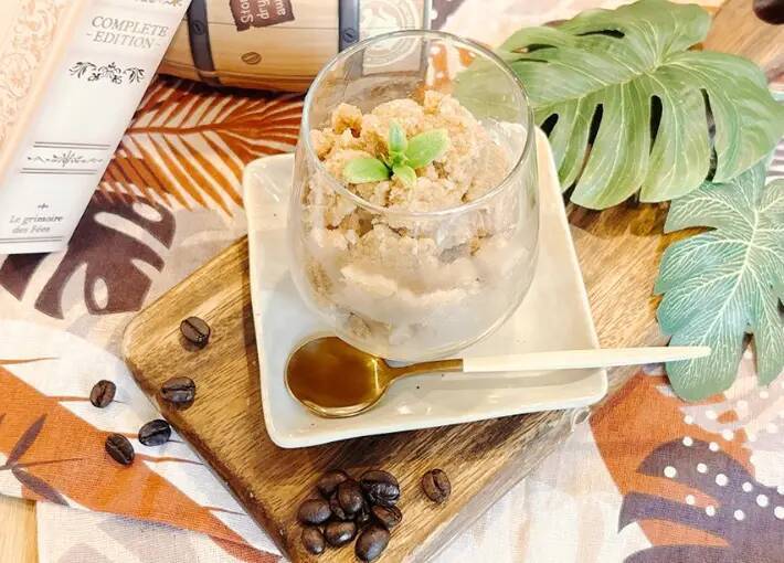 『雪印コーヒー』、そのまま飲むのまって！　夏に試したい「簡単おやつ」の作り方