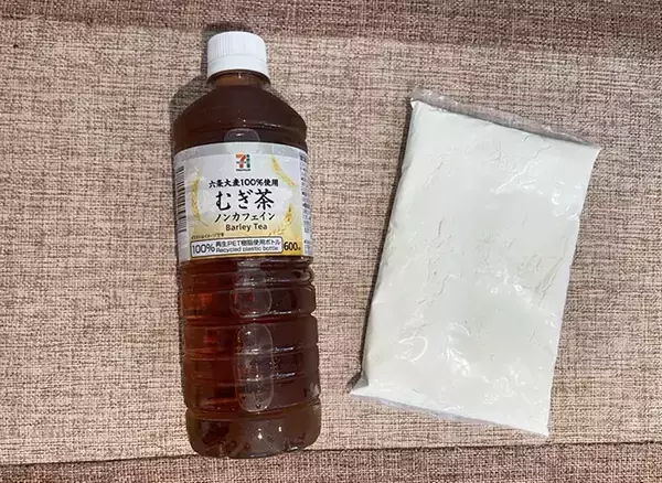 「冷蔵庫の麦茶、余ってない？　ホットケーキミックスと混ぜて焼いてみたら…」の画像