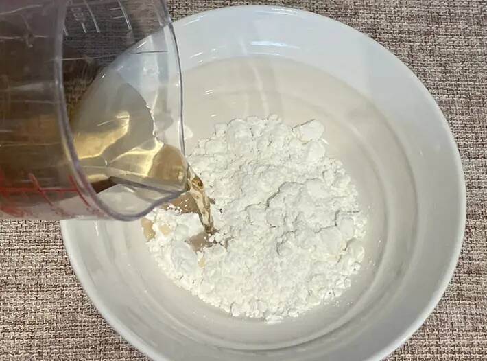 冷蔵庫の麦茶、余ってない？　ホットケーキミックスと混ぜて焼いてみたら…