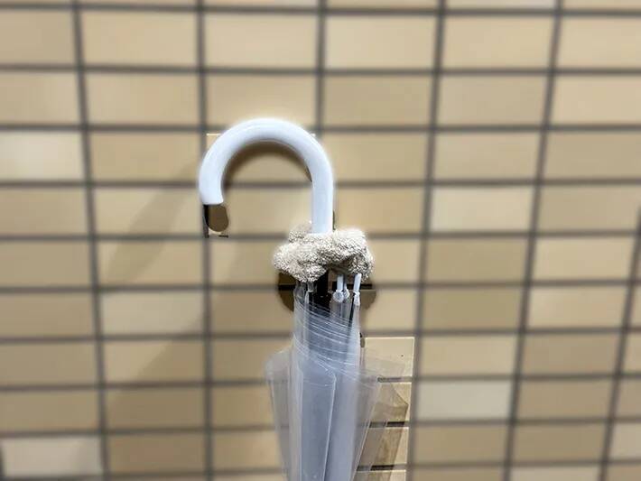 100均で買った『シュシュ』　髪を束ねるのではなく…？「いろんな場面で役立つ」