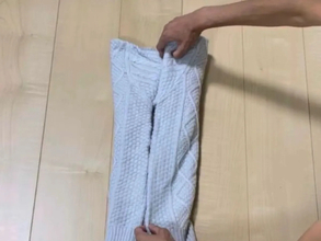 「袖はクロスさせないで」　セーターの畳み方に「目からウロコ」「助かります」