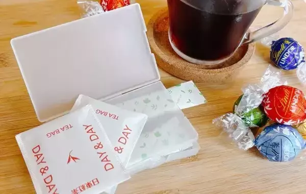 「無印で買った『290円ケース』　意外な使い道に「いくつも欲しい」「グチャッとならない」」の画像
