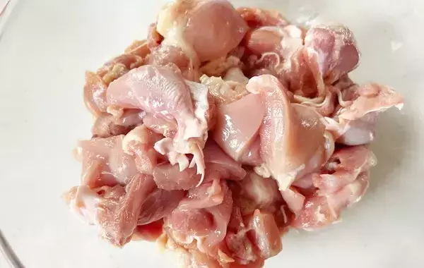 「片栗粉でも小麦粉でもない！　から揚げの衣に使った意外な食材に「ザクザク感がたまらない」」の画像