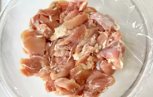 「片栗粉でも小麦粉でもない！　から揚げの衣に使った意外な食材に「ザクザク感がたまらない」」の画像