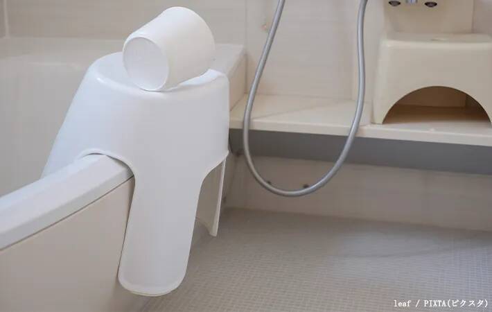 ティッシュ1枚で全然変わる！　ダスキンに聞いた、カビ取り剤の効果的な使い方