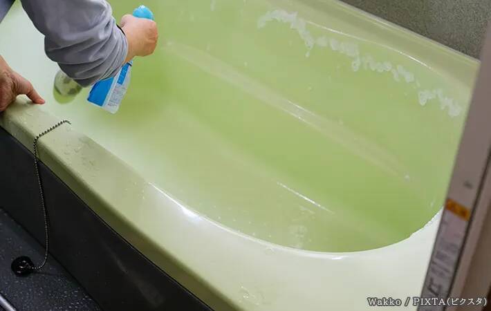 ティッシュ1枚で全然変わる！　ダスキンに聞いた、カビ取り剤の効果的な使い方