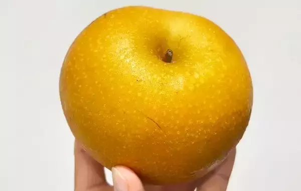 「いつもの梨がワンランクアップ　バターで焼いたらぜいたくスイーツに！【秋に食べたいレシピ】」の画像