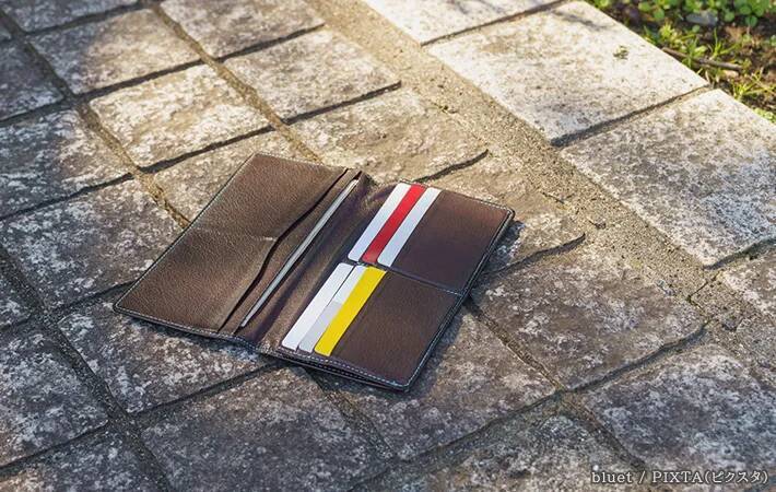 「酔っ払いが寝込んでる」と通報　駅前に広がる光景に、警察官が思わず二度見