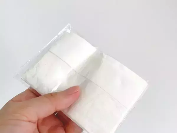 カバンの中のポケットティッシュ　少しの工夫で「ボロボロにならない」【活用テク4選】